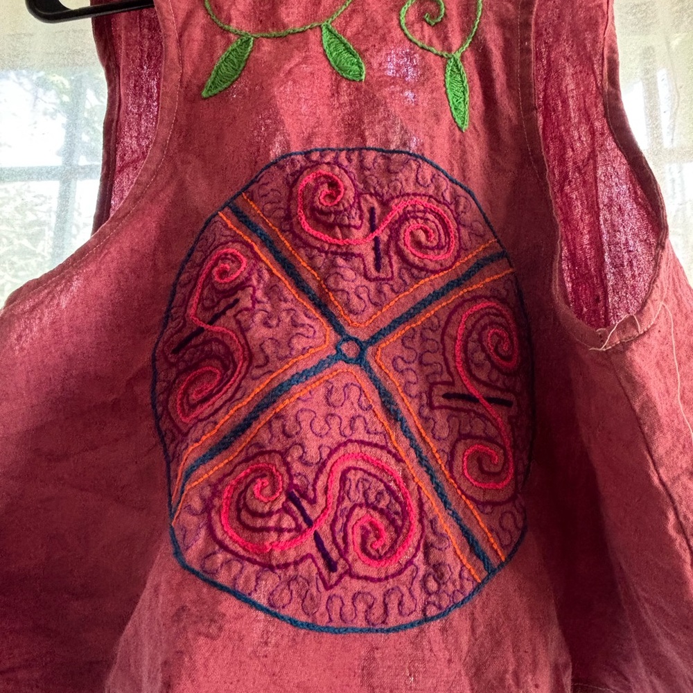 Shipibo purple vest